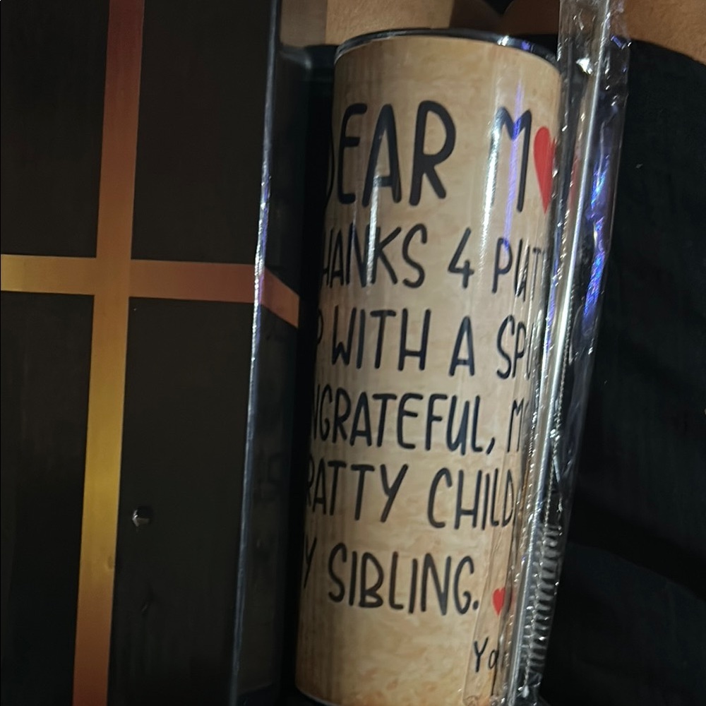 New 20 oz stainless steel “dear mom” tumbler with gift box and straw